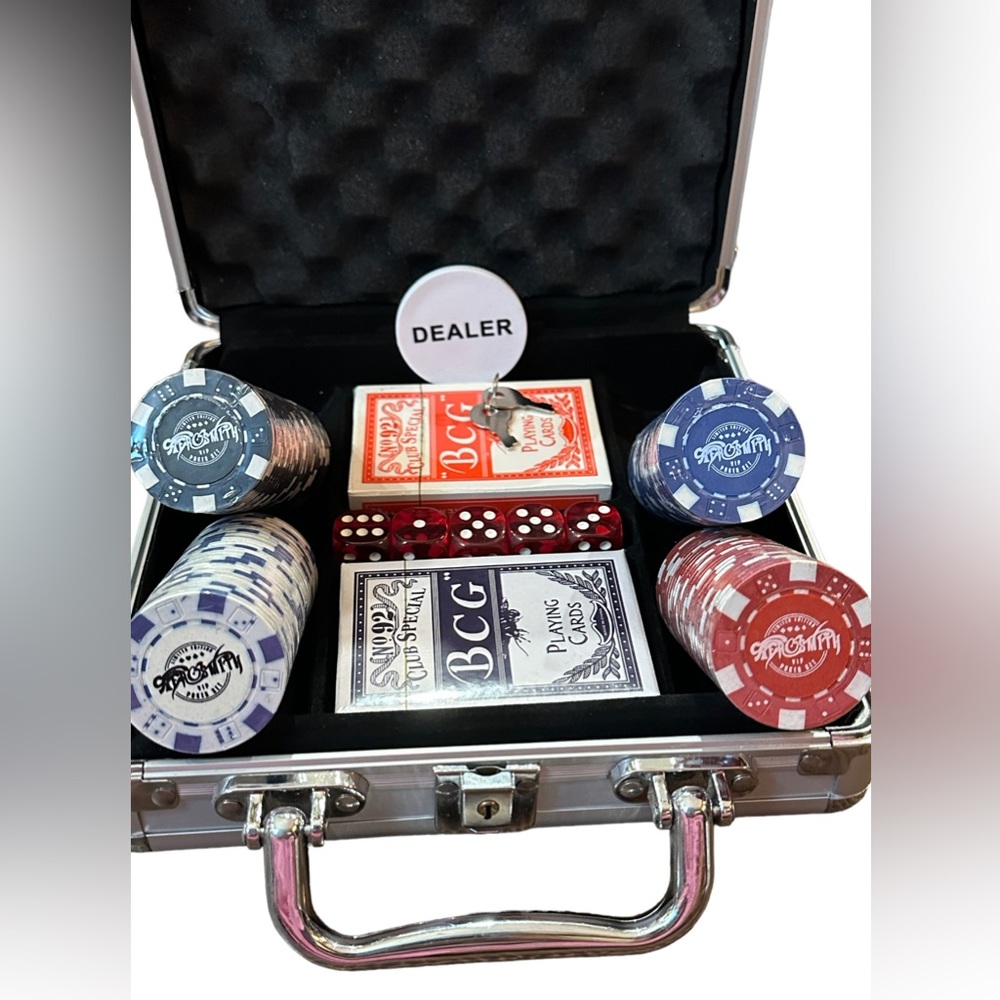 AEROSMITH VIP Poker Set from the "Deuces Are Wild" Residency Tour. Authentic